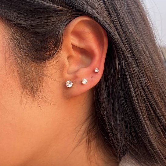 گوشواره میخی تک نگین ضد حساسیت