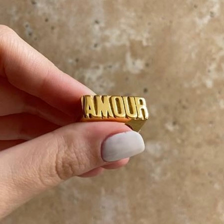 انگشتر طلایی amore